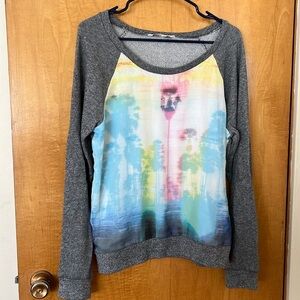 Tie/dye pattern sweatshirt